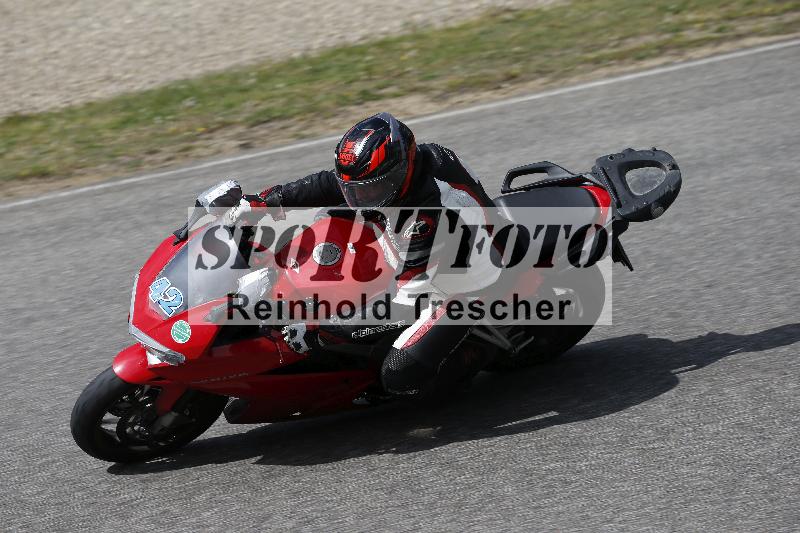 /09 19.04.2026  Caremotion get faster ADR/Gruppe gruen/42